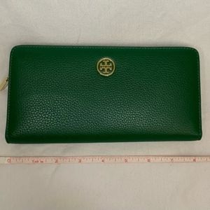 Tory Burch Emerald Green Wallet